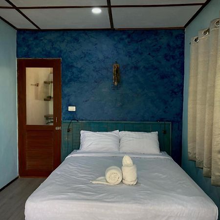 พีพี แลนด์ บีช อีโค้ รีสอรท์ Hotel เกาะพยาม ภายนอก รูปภาพ
