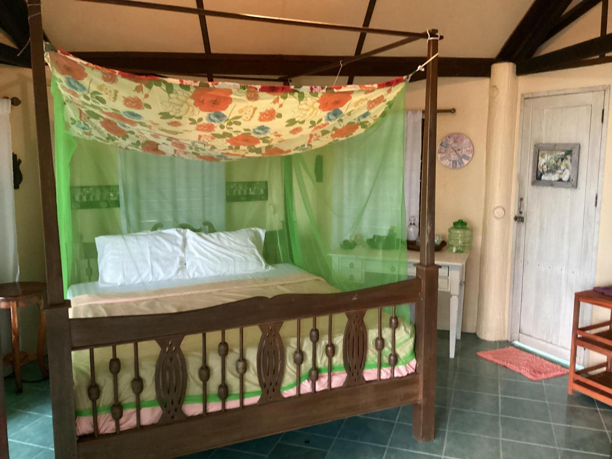 พีพี แลนด์ บีช อีโค้ รีสอรท์ Hotel เกาะพยาม ภายนอก รูปภาพ